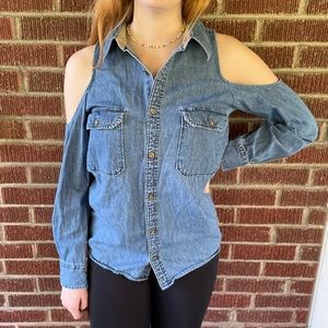 Urban Renewal Off The Shoulder Denim Top - size S
